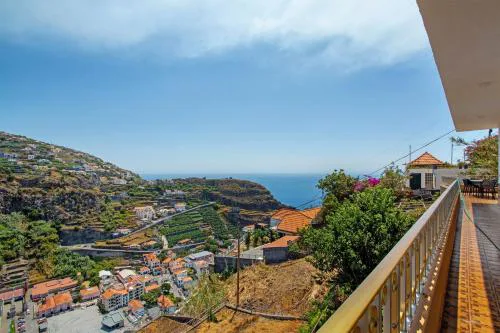 Pico The Best View