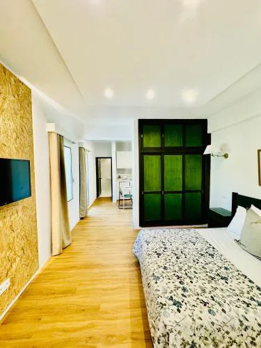 VALE MAR Guest