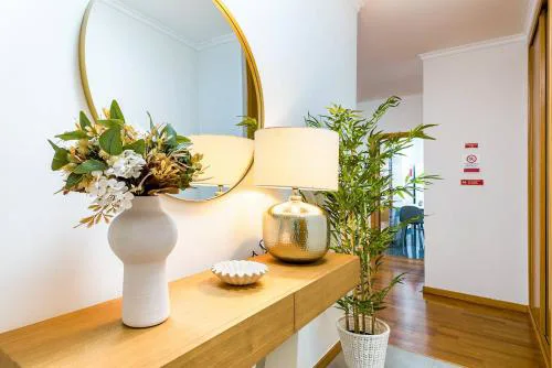 Viveiro's Apartment by GALMI
