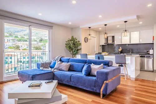 Caniço Penthouse by Homie