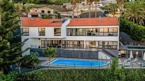 Vila Crerital - By Wehost