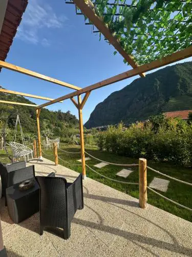 The Green Valley House II