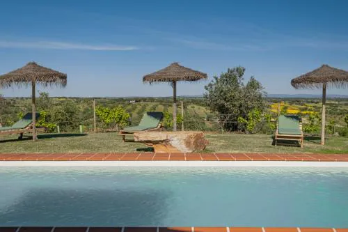 Alandroal Nature & Pool Retreat