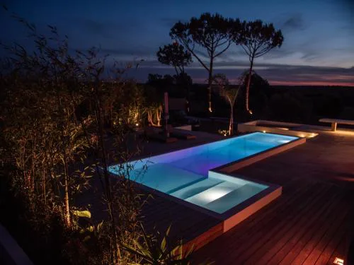 Casa Thala - Conceptual 3-Suite Villa & Hot Pool