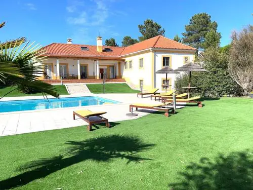 Holiday Home Casa Cegonha by Interhome