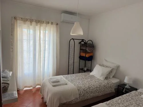 Nature House Almograve - Double Room with balcony and shared bathroom- Fishermen's Trail