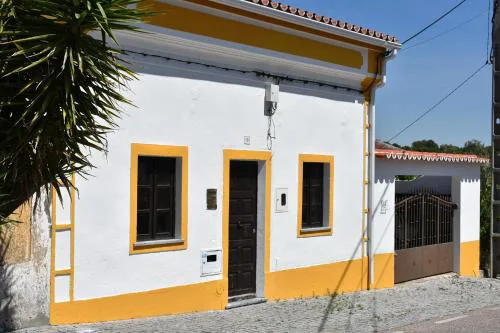 Casa da Aldeia by Portus Alacer