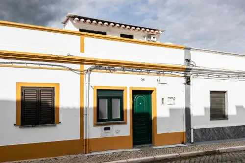 Casa da Muralha