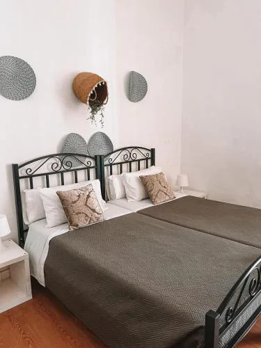 Avis Guesthouse