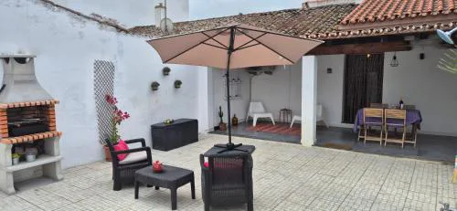 Casa da Fonte / Fountain House