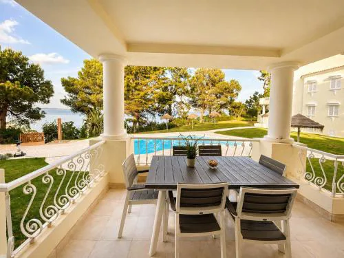 Troia Apartments