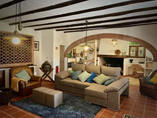 The Oak Tree Farm - Open Layout Concept by Portus Alacer - Ideal for Families - Unplug, Unwind, and Reconnect with Nature