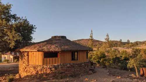 Eco Roundhouse Quinta Carapeto