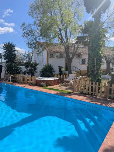 B&B Casa da Ponte Hidden oasis with pool & garden in Selmes, Alentejo