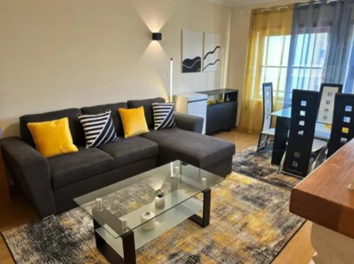 3 bed, 2 bath self catering Apt in Sines