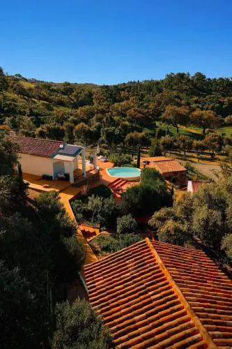 Monte da Serra de Baixo By CABRA