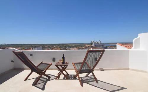Vista do Alentejo Rooftop at House near the lake
