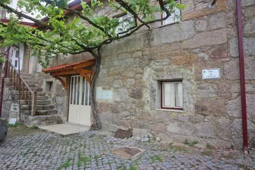 Casa da Lameira I by Gerês Casas