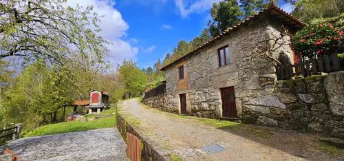 Casa das Cerejeiras