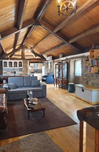 New Riyork Sweet Home