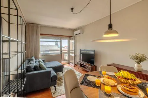 Norton de Matos II by House and People
