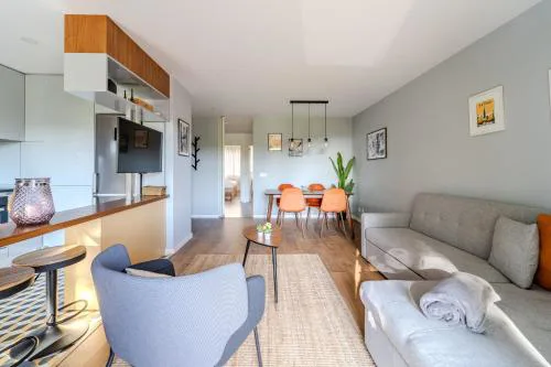 Norton Matos - T2 in the heart of Braga by House and People