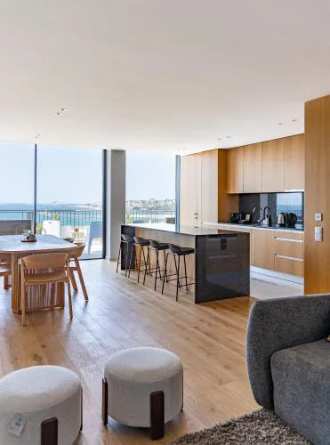 Bellevue | Sea & River View | Garage
