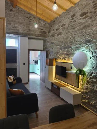 Castas D'ouro Guest House II