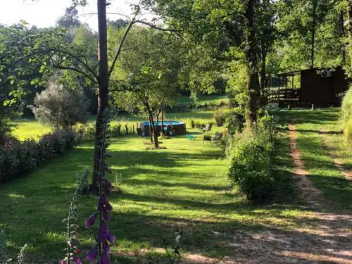 Bungalow de Madeira privativo e intimo na Natureza en Ponte de Lima