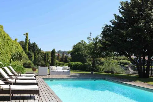 Spacious villa with private pool in Esposende