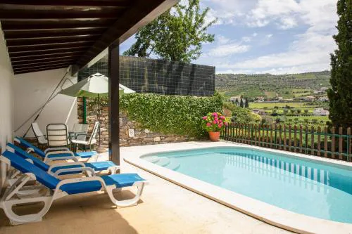 Casa de São Bernardo by LovelyStay