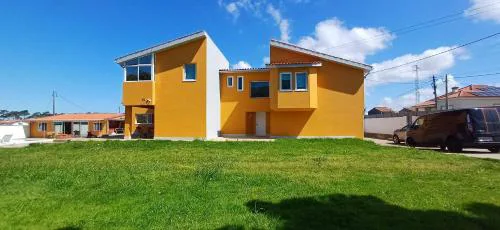 Wake up with the Sea Breeze- House with pool AP1
