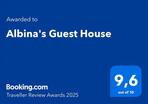 Albina's Guest House, em Leça, a 500m da praia