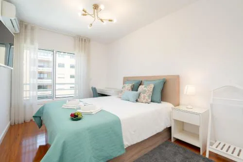 Host Wise - Stunning Trendy Flat w Balcony - Matosinhos