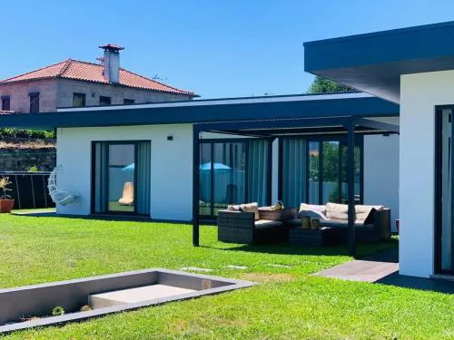 Villa with private pool in Neiva, 150 m²