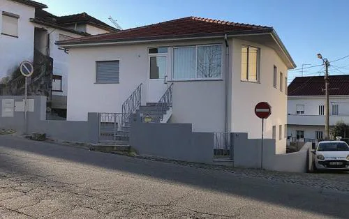 Casa do Meio R/C