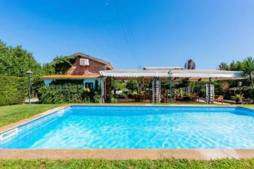Spacious villa with private pool in Penafiel