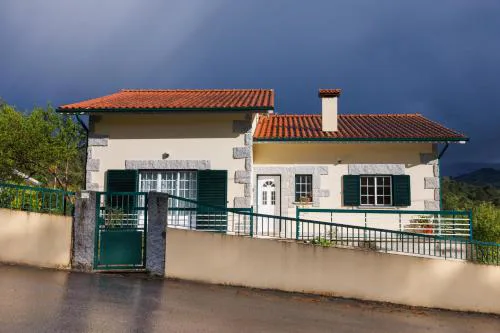 Casa Belavista no Geres by In'Canto Property Management