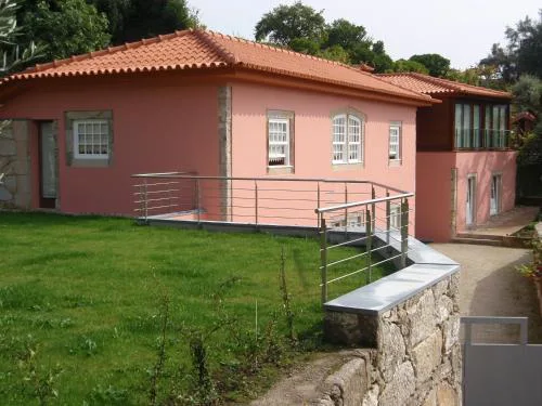 Casa da Boa Fonte by Casa da Travessa