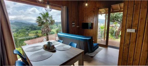 Fernandes Guest house Blue bungalow