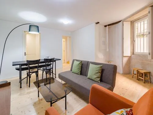 1-bedroom apartment in Porto's heart