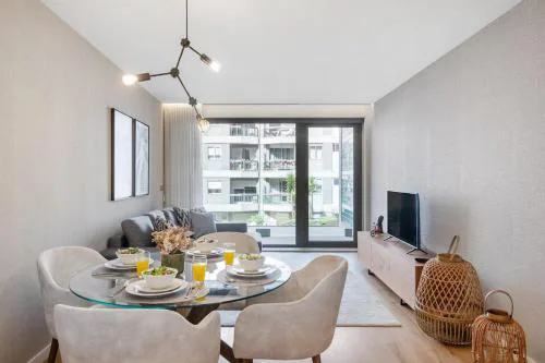 Avenue 104 @ Porto Renovato, Bonfim
