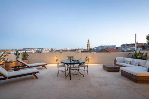 Best rooftop in Porto!