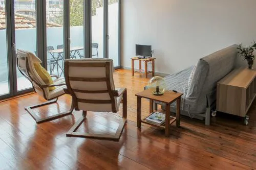 Bonjardim Flats - T2 com Varanda