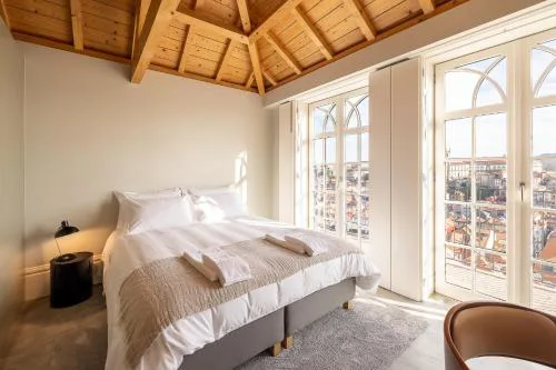 Boutique Duplex Private Balcony Monumental View E