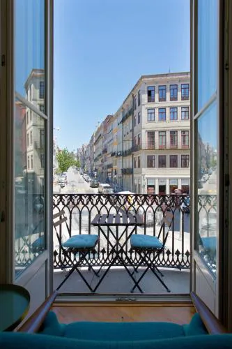 BOUTIQUE Rentals - Toledos One & Only Apt in Historical center of Porto