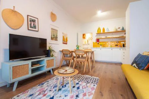 Campinho 1T - Stylish 1BR by LovelyStay