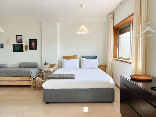 Casa Guilhermina, Sunny Studio with Balcony