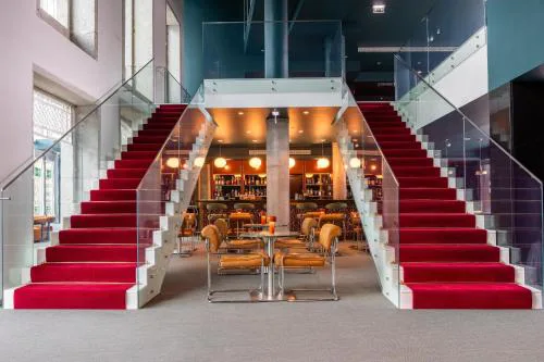 Cenica Porto Hotel, Curio Collection By Hilton