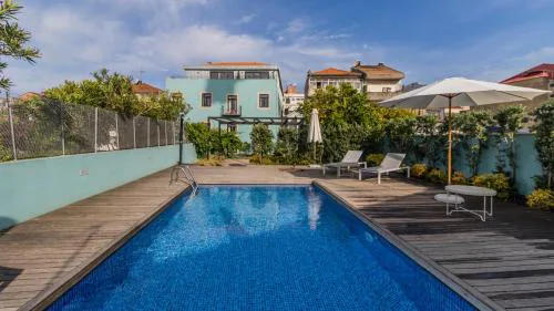 Central Studio with Pool & Patio by LovelyStay
